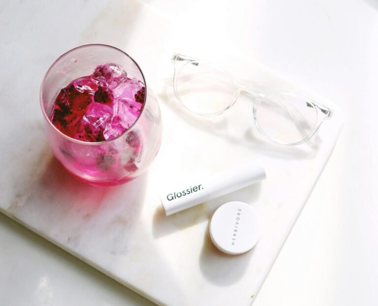 Health and Beauty Retailer Consulting | SixLakes Consulting