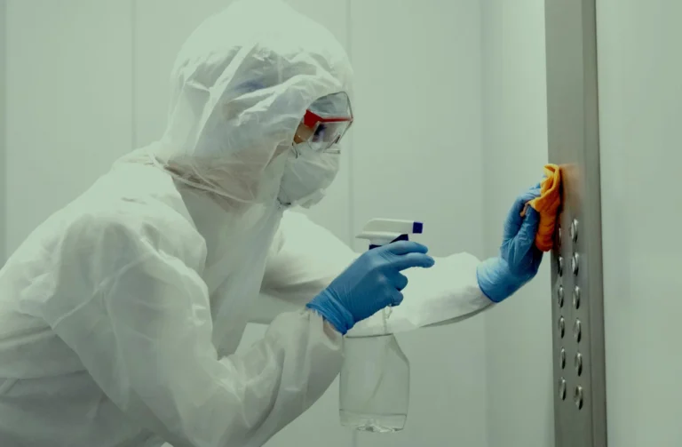 Why Lift Cleaner Is Essential for Hygiene in High-Traffic Buildings